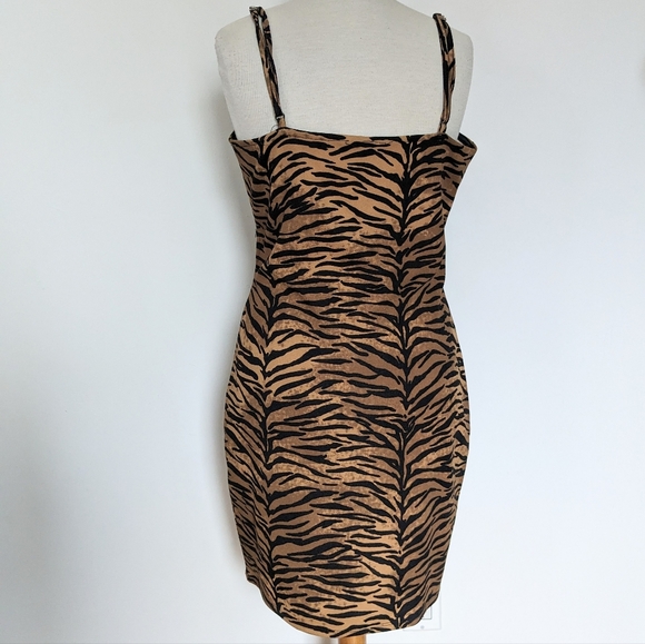 Sexy Tiger Dress - Picture 4 of 4